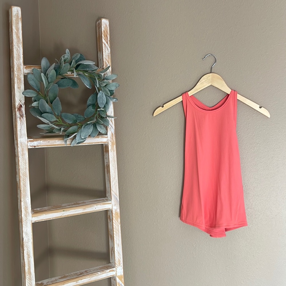 Lululemon tank top